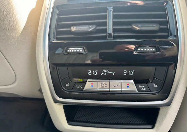 BMW X5 cena 299000 przebieg: 76000, rok produkcji 2019 z Warszawa małe 529
